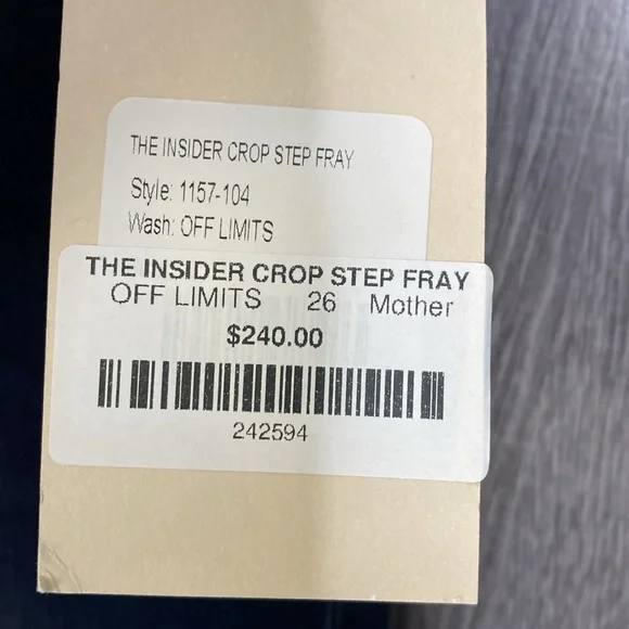 NWT MOTHER The Insider Crop Step Fray Jean in Off Limits - Picture 8 of 16